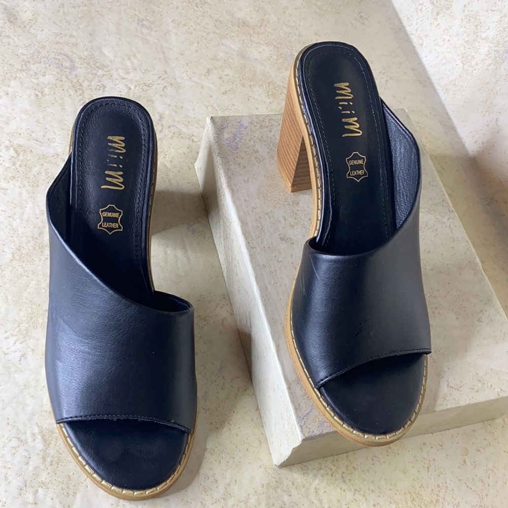 Mi,Im | Black Mule Open Toe Sandal
